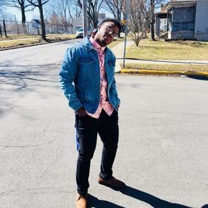 Meet your Posher, Larry